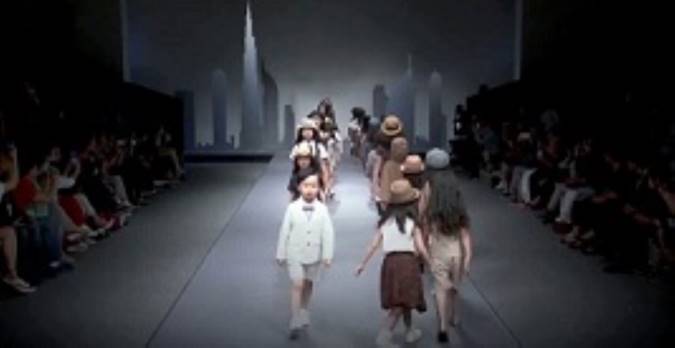 به تازگی بچه‌ها قربانی کودک‌آزاری "لاکچری" شده‌اند/ شوی لباس کودک در ولنجک تهران