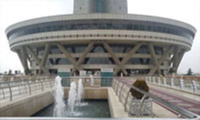 برج میلاد جشن کتابخوانی گرفت