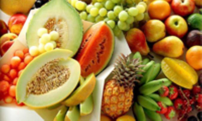 مصرف میوه بروز بیماری های قلبی و سرطان را به تاخیر می اندازد