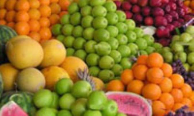  افزایش نجومی قیمت میوه در سایه حضور آزاد دلالان