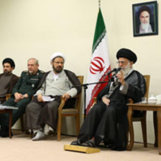 گزارش تصویری / دیدار اعضاى ستاد برگزارى سومین جشنواره‌ى بین‌المللى شعر حوزه‌ با رهبر انقلاب