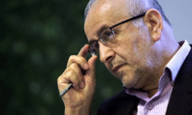 مشروط به مازاد پس گرفتن قرض اشکال دارد و در حکم ربا محسوب می شود