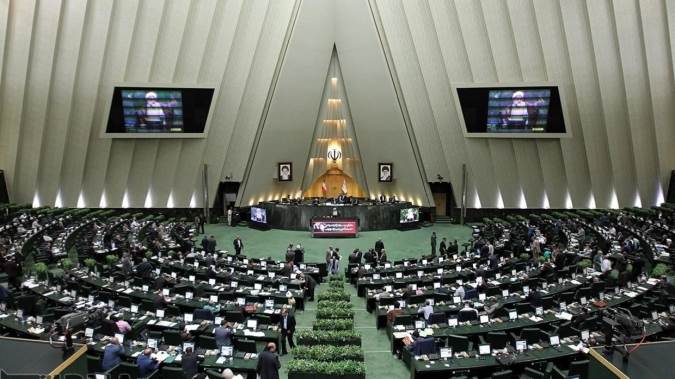 تعویق برگزاری جلسات صحن مجلس  شورای اسلامی تا دو هفته آینده