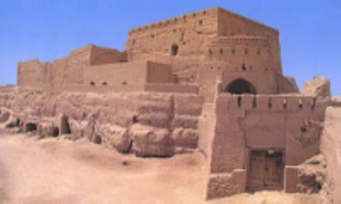 میبد، از نمونه های نادر شهرهای باستانی ایران