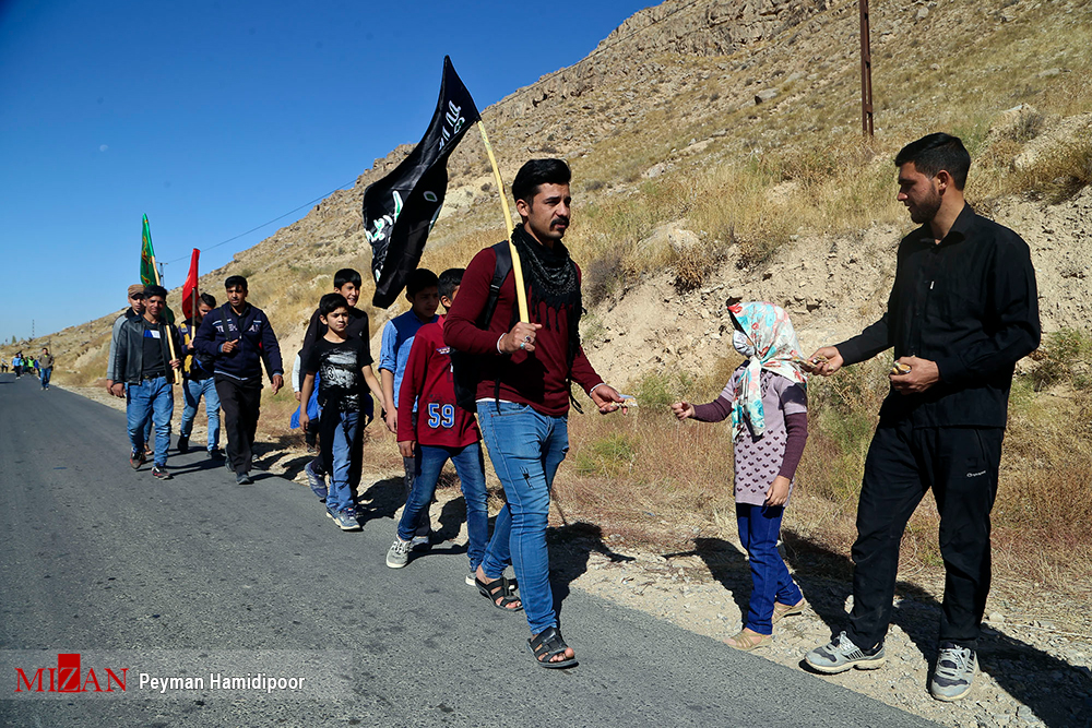 راهپیمایی جاماندگان اربعین در سراسر کشور