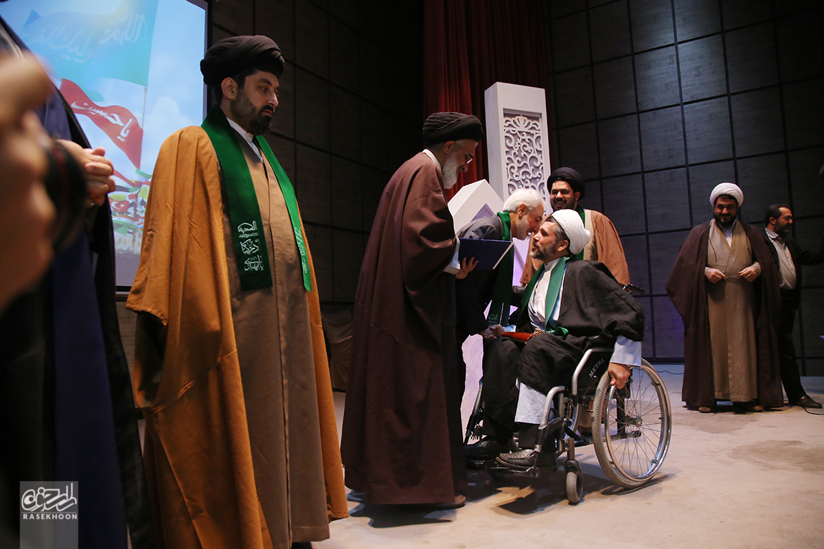 گزارش تصویری اولین اجلاسیه خادمین حماسه ساز سامرا