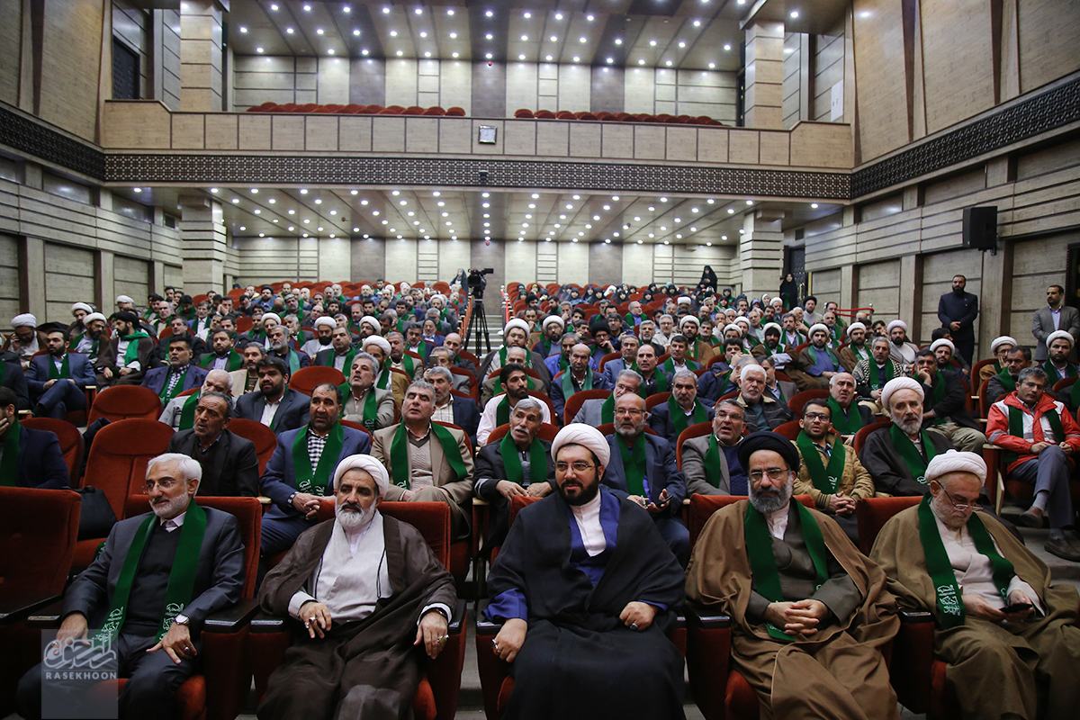 گزارش تصویری اولین اجلاسیه خادمین حماسه ساز سامرا