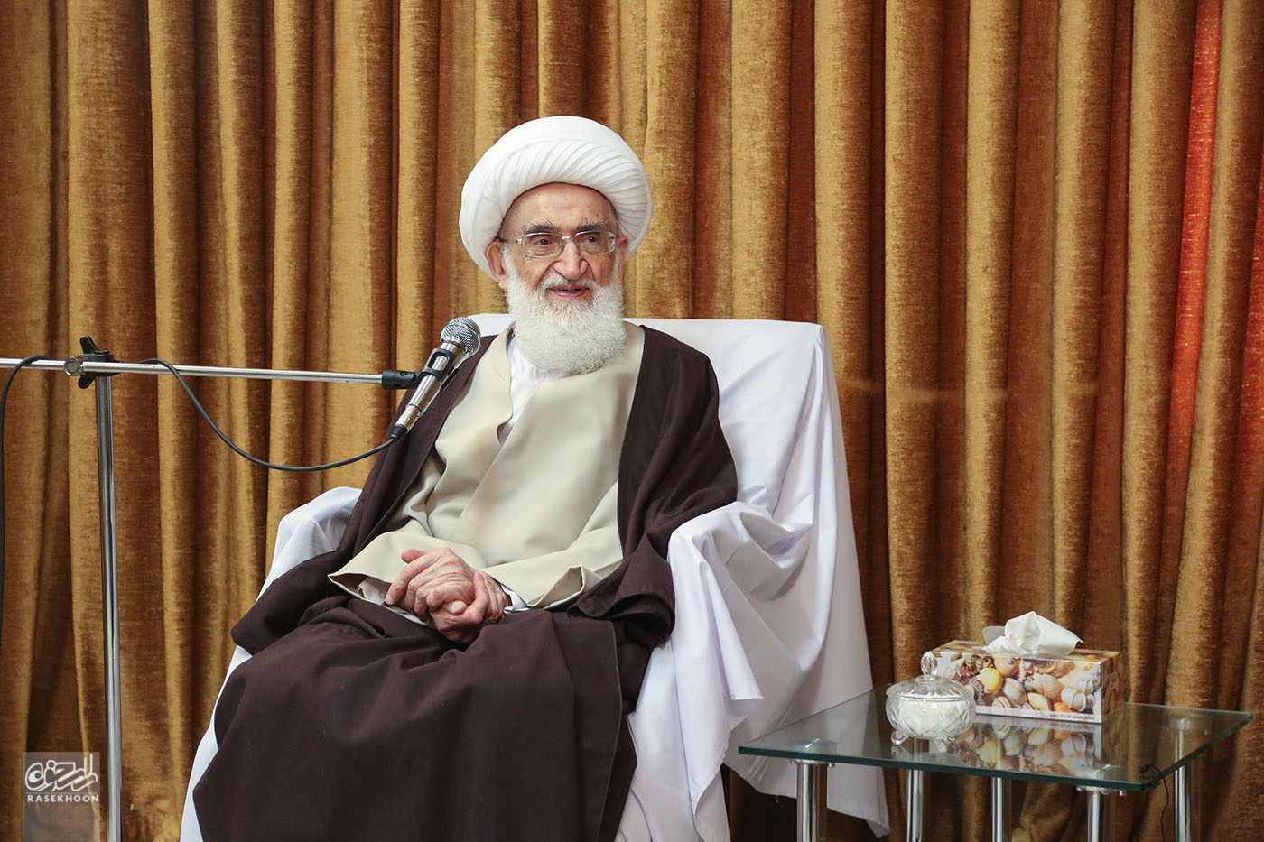 گزارش تصویری اولین دیدار حجت الاسلام خاموشی به عنوان رییس سازمان اوقاف و امورخیریه با مراجع عظام تقلید (بخش اول)