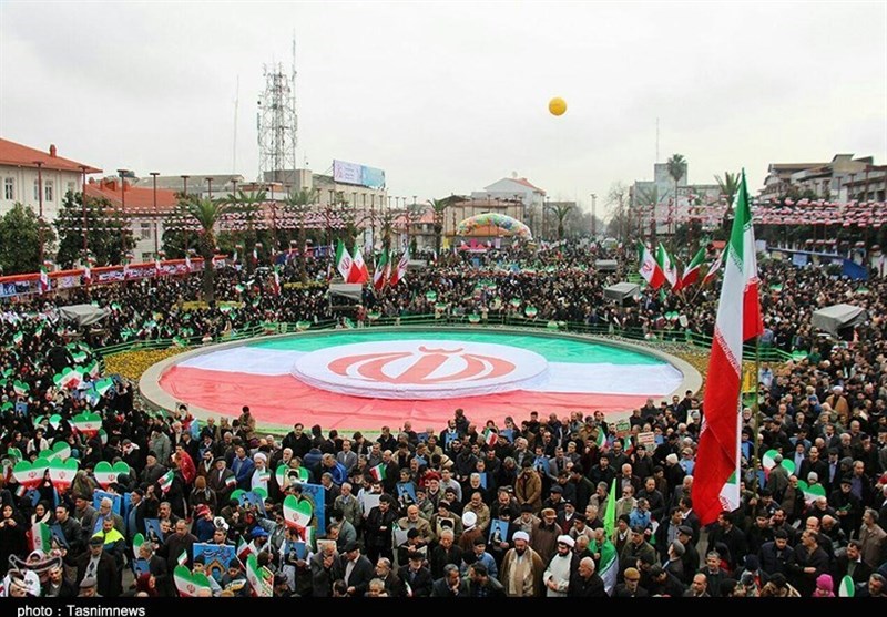 شـکوه «وحدت انقلابی» ایرانیان در 22 بهمن 97