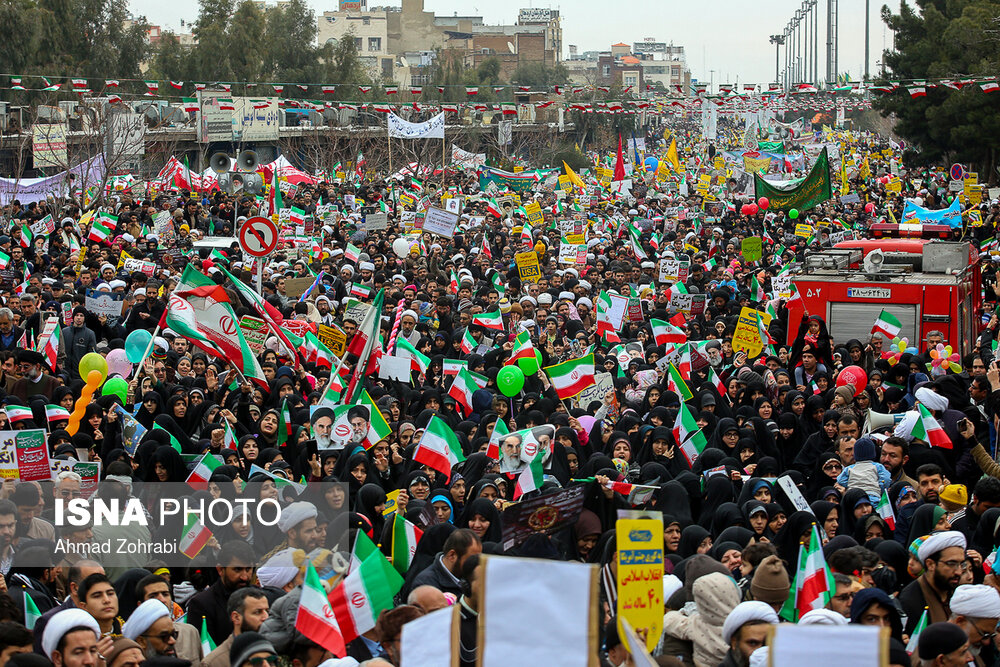 شـکوه «وحدت انقلابی» ایرانیان در 22 بهمن 97