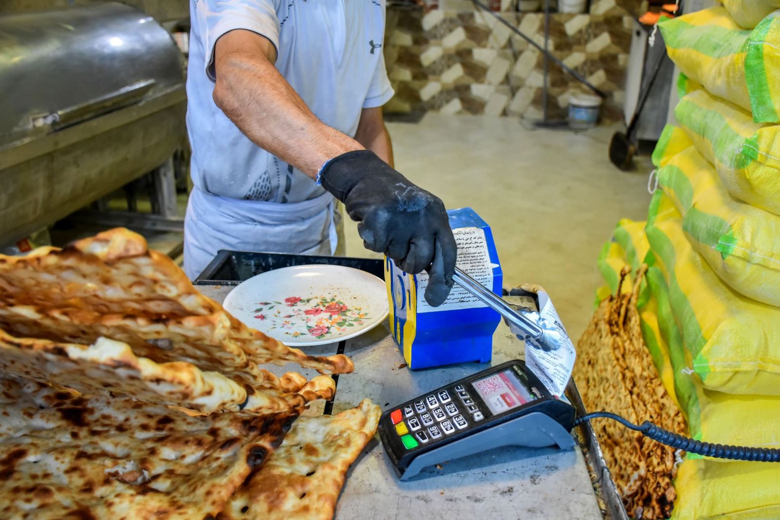 آخرین اخبار مربوط به کرونا در ایران و جهان در ماه دی