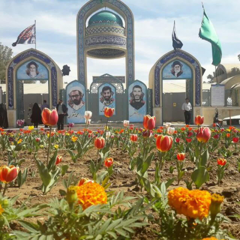 ماجرای زنانه و مردانه شدن مزار شهید حججی چیست؟+ عکس