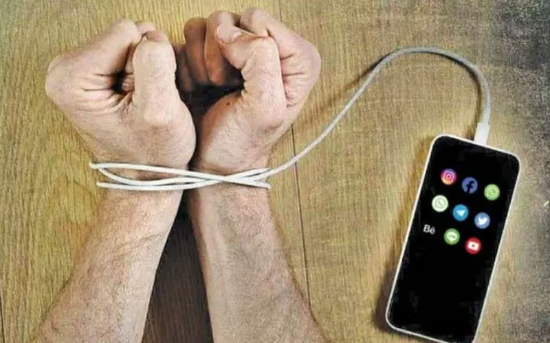 بررسی تخلفات فرهنگی در فضای مجازی