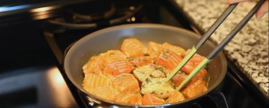 دستور تهیه پاستای سالمون