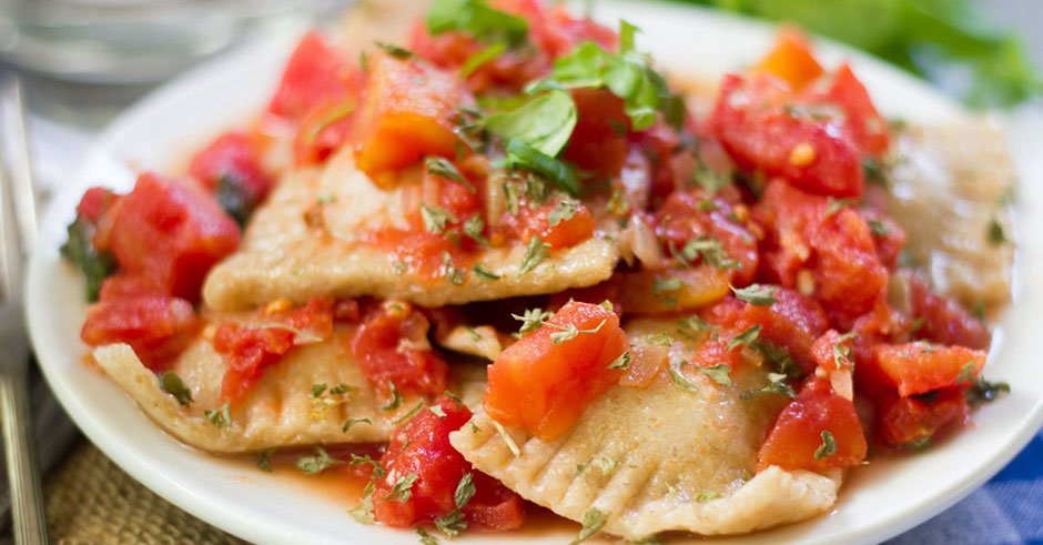 آشنایی با طرز تهیه پاستا ایتالیایی راویولی با پنیر