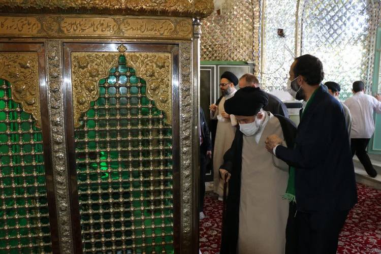 گزارش تصویری از تشرف حضرت آیت الله علوی گرگانی به حرم مطهر امامزاده سیدعلی( ع)