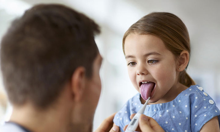 علائم، تشخیص و راه‌های پایین آوردن تب کودک