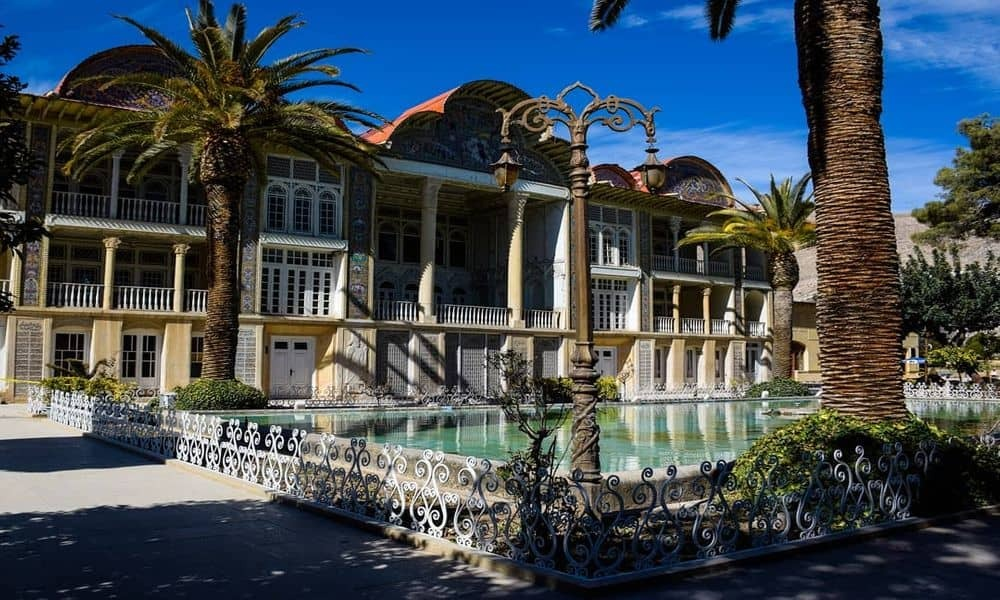 توصیه‌های مهم برای رزرو هتل در شیراز