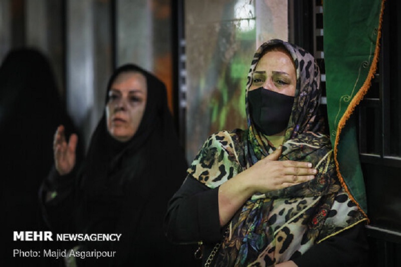 مراسم عزاداری شب اول محرم همسو با شرایط خاص کرونایی به روایت تصویر