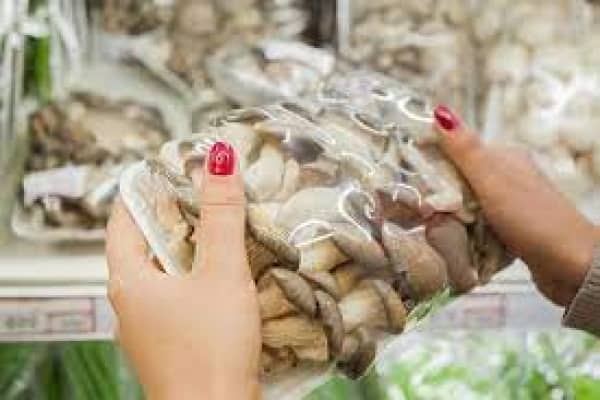 نحوه نگهداری طولانی مدت از قارچ در یخچال و فریزر