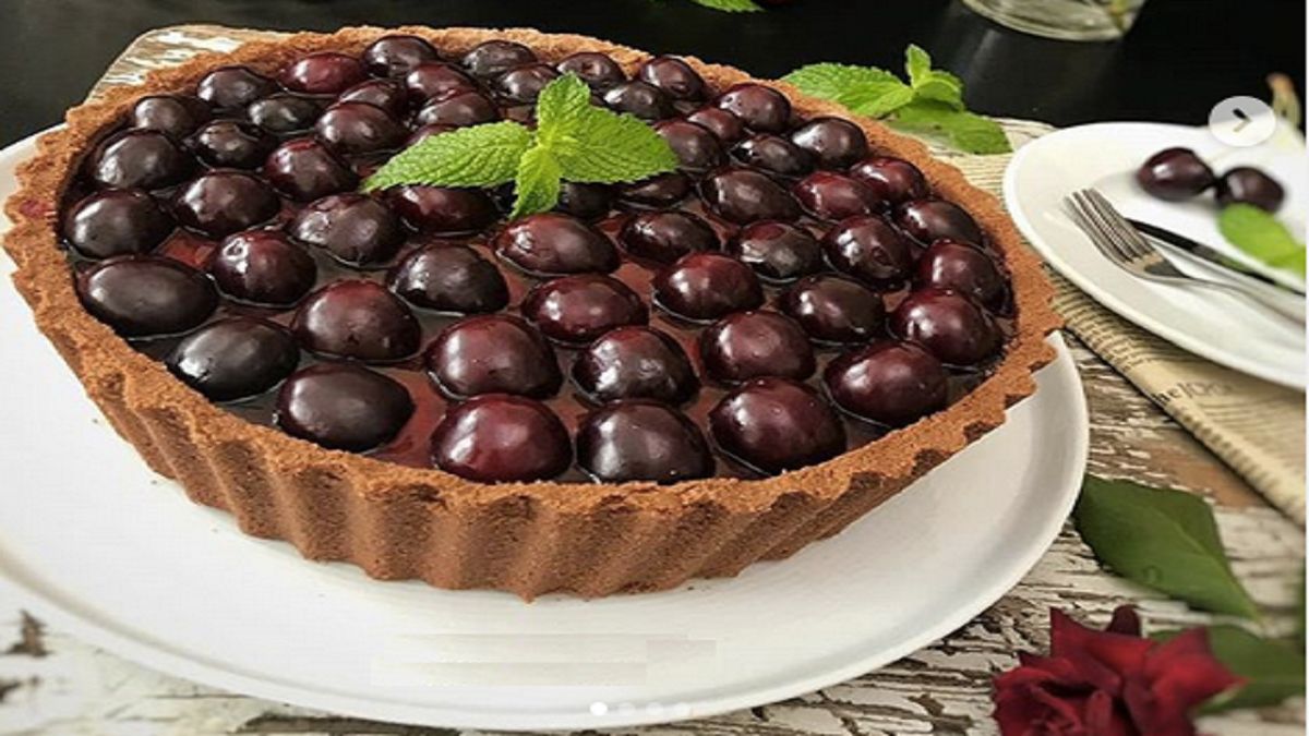 دستور تهیه انواع دسر با گیلاس