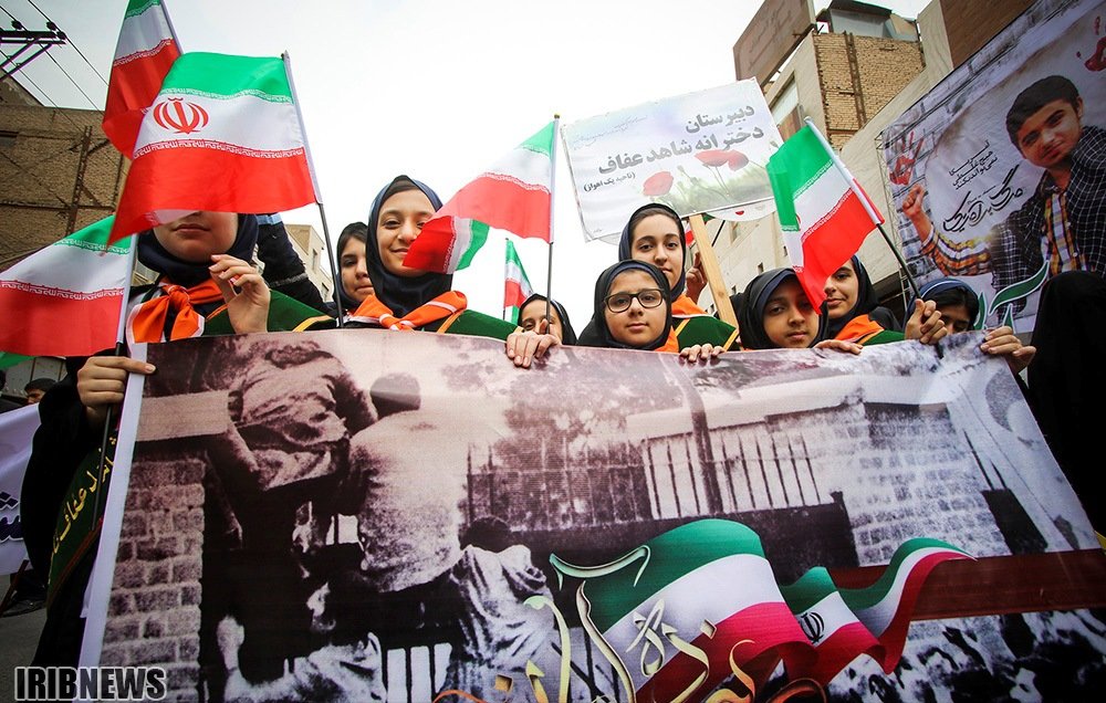 نسل زد و استکبار ستیزی، موافق یا مخالف