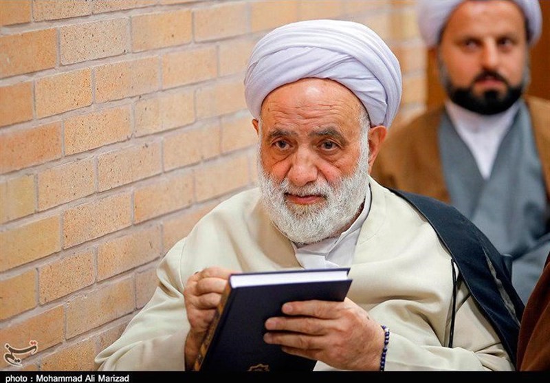 سی‌وششمین سالگرد ارتحال علامه طباطبایی با حضور حضرات آیات «جوادی آملی»، «مکارم شیرازی» و «مصباح یزدی» در مراسم