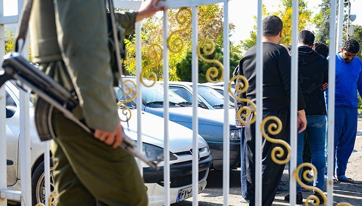 تسلط بر۶ زبان زنده دنیا سارق مامورنما تا «کفزنی» در کسری از ثانیه تسلط بر۶ زبان زنده دنیا سارق مامورنما تا «کفزنی» در کسری از ثانیه