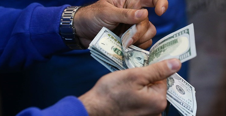 تسلط بر۶ زبان زنده دنیا سارق مامورنما تا «کفزنی» در کسری از ثانیه تسلط بر۶ زبان زنده دنیا سارق مامورنما تا «کفزنی» در کسری از ثانیه