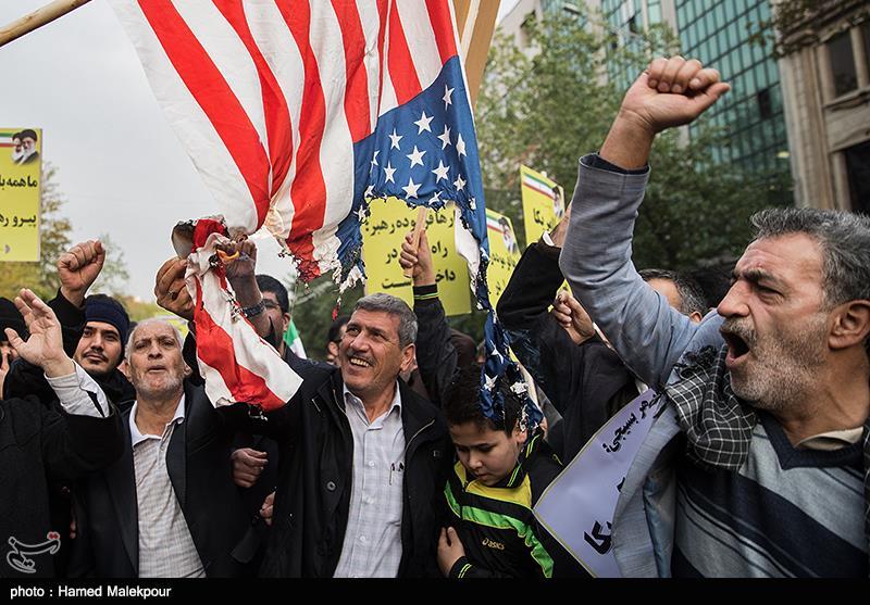 مردم پایتخت یکصدا علیه آشوب / حالا نوبت مسئولان است مردم پایتخت یکصدا علیه آشوب / حالا نوبت مسئولان است