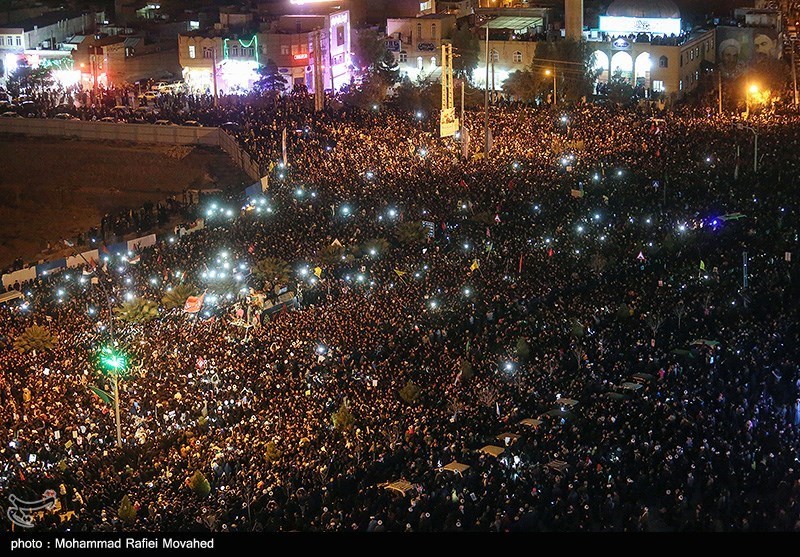 تصاویری از قیام مردم قم به احترام سیدالشهدای مقاومت