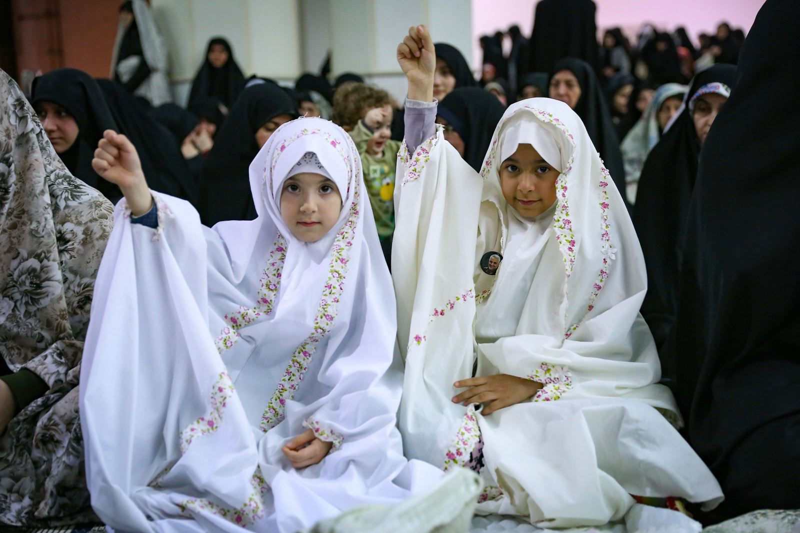 گزارش تصویری خطبه عزت | نماز جمعه تهران به امامت ولی امر مسلمین