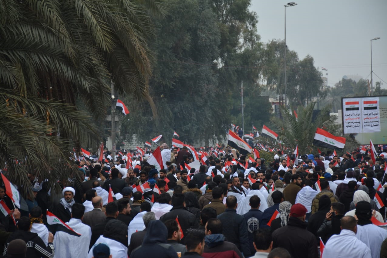 تظاهرات میلیونی مردم عراق در اعتراض به حضور نظامیان اشغالگر آمریکایی