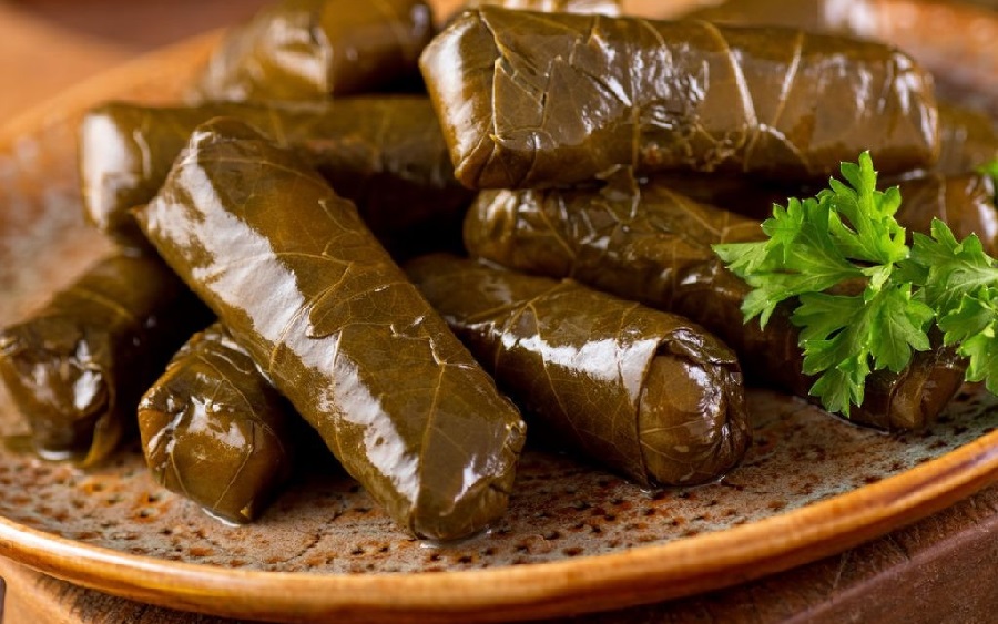 آشنایی با دستور پخت چند نوع دلمه گیاهی