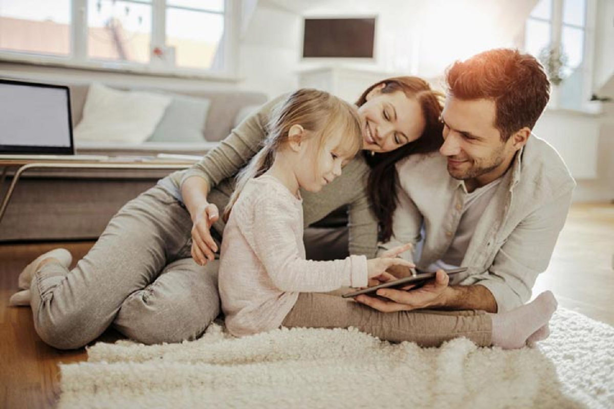 علائم خجالت و گوشه گیری در کودکان