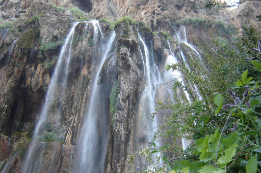 آبشارهای زیبا در ایران