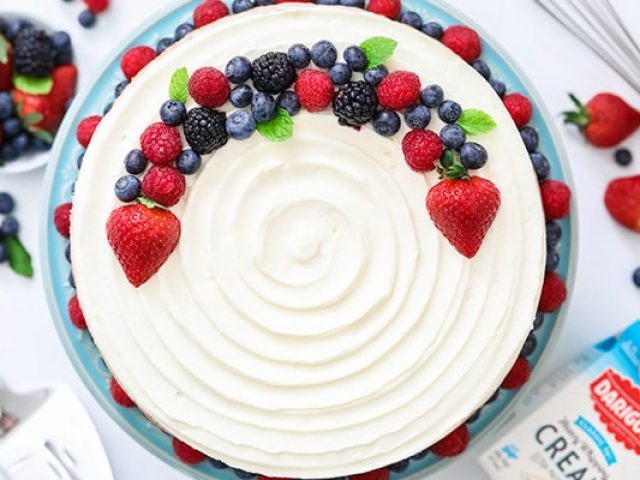 سه نوع طرز تهیه کیک تولد خانگی فوق العاده