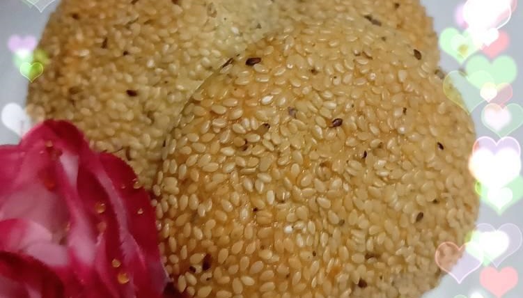 آموزش درست کردن کلوچه کنجدی با چند روش