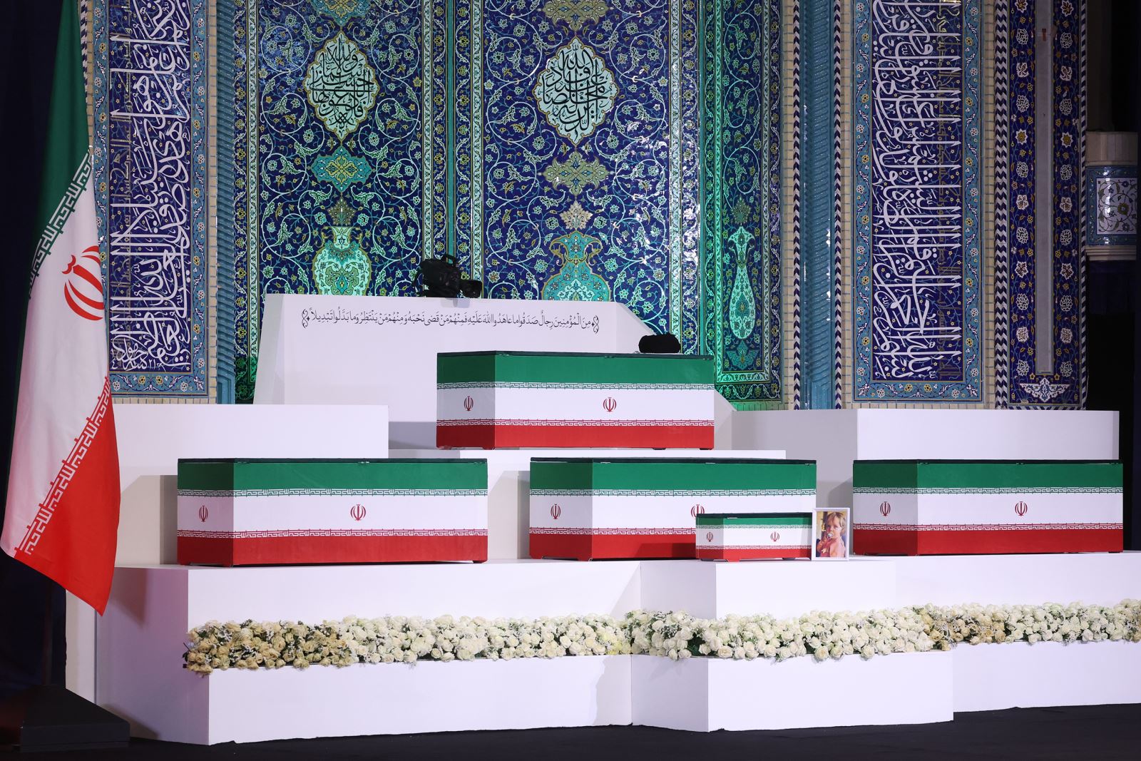 میهمانان ویژه مراسم تشییع آقای شهید ایران