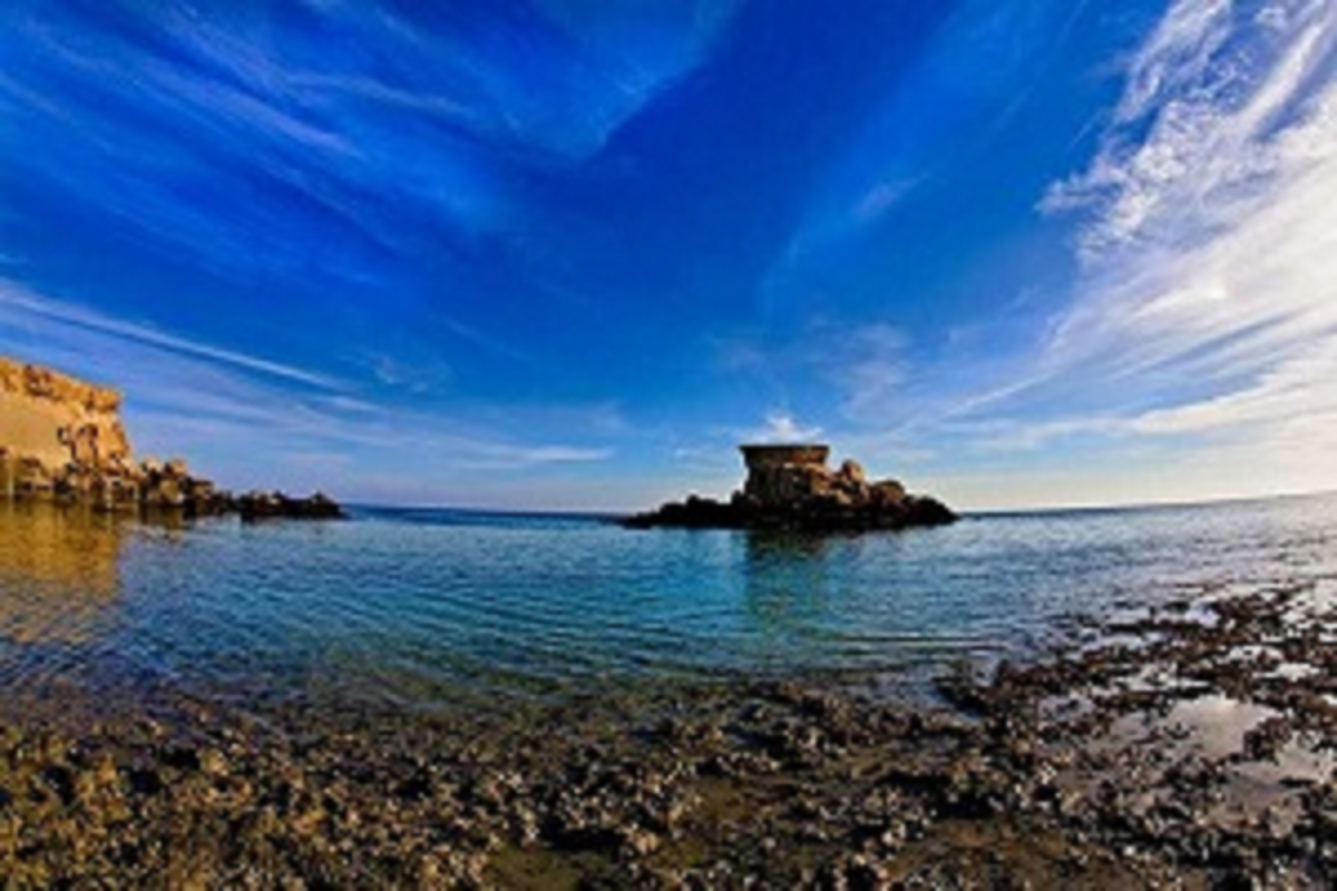 راه رفتن روی اب در جزایر ناز قشم