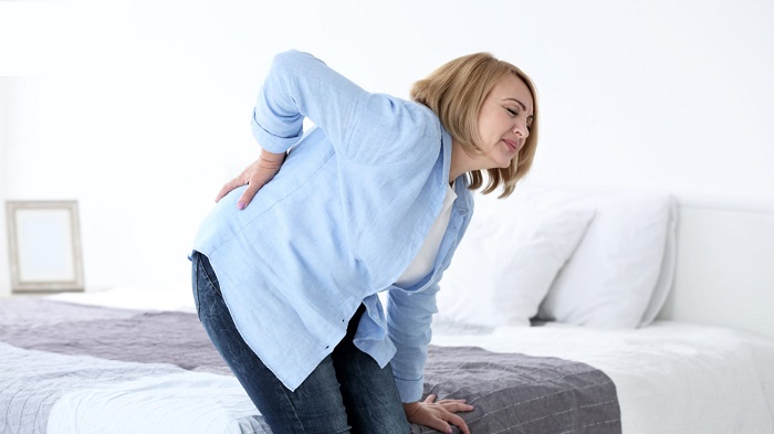 آشنایی با علل و علائم تومور نخاعی