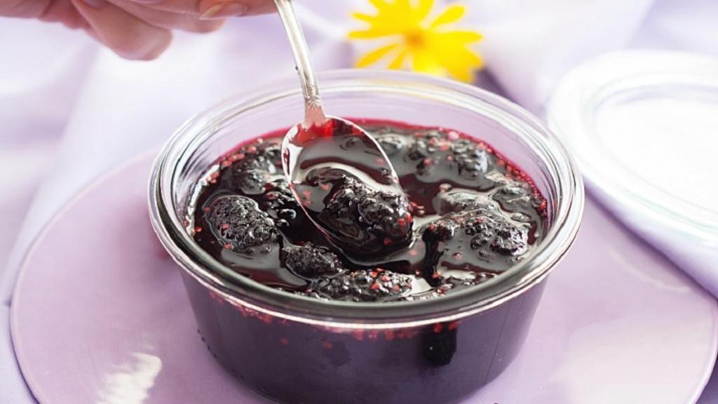 طرز تهیه مربای شاه توت