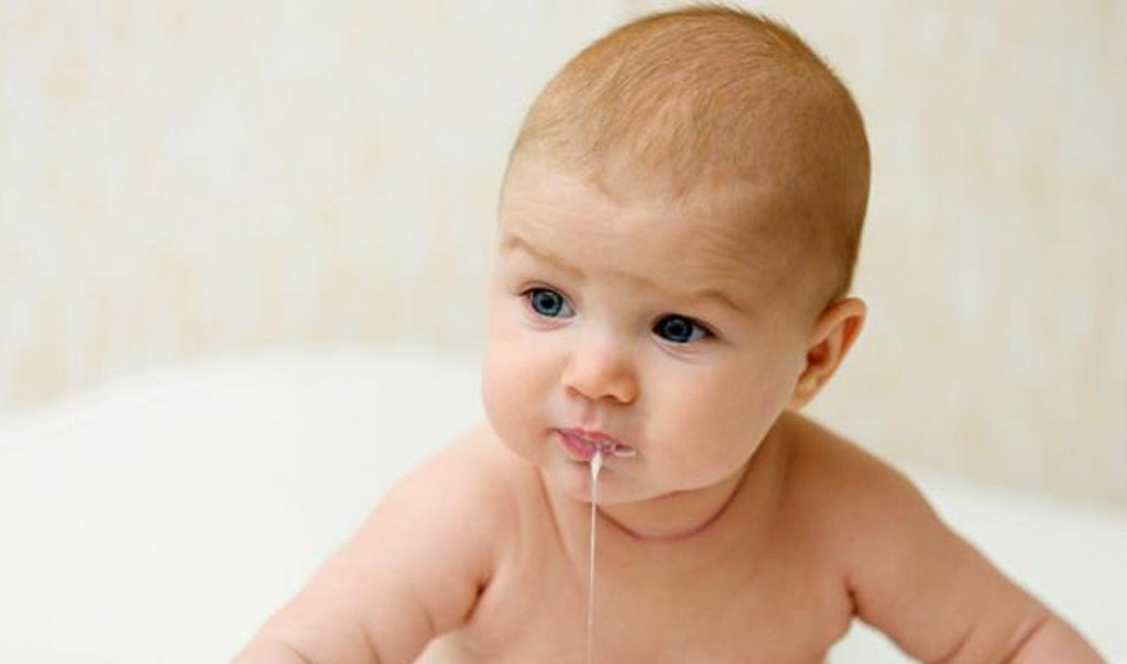 همه چیز راجع به رفلاکس نوزاد