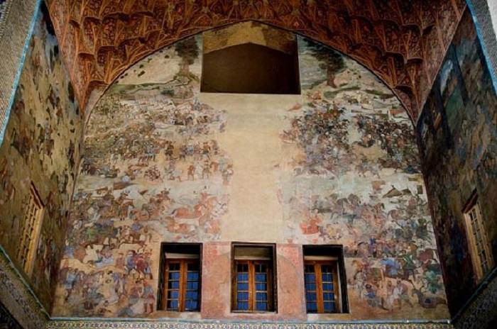 آشنایی با بازار قیصریه اصفهان