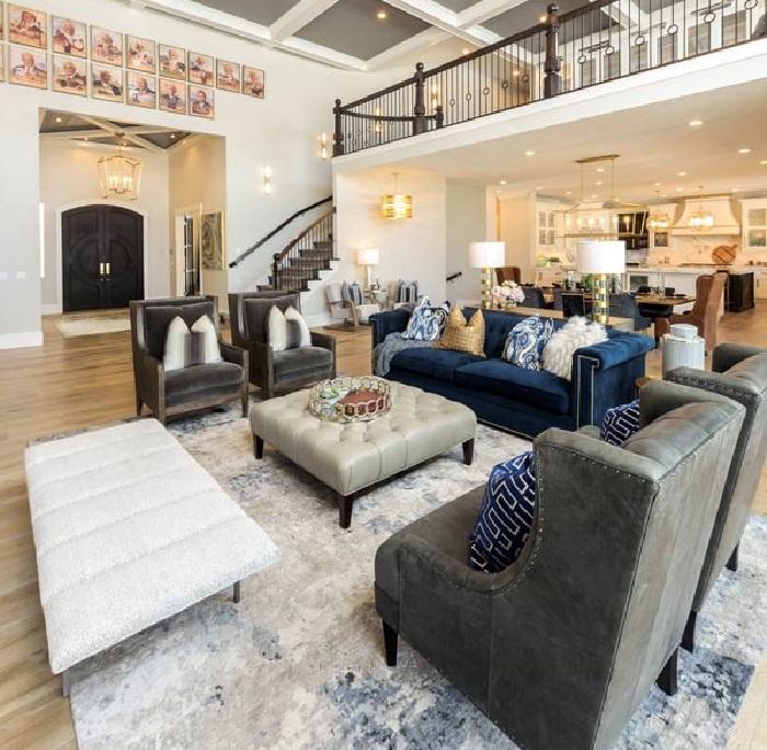 چگونگی طراحی دکوراسیون پذیرایی بزرگ