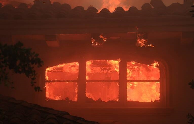 آتش به جان امریکا +‌ چندین فیلم و عکس از این بحران