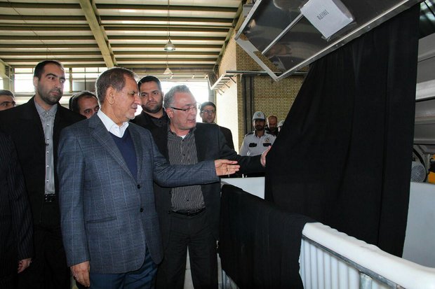 بزرگترین کارخانه چادر مشکی کشور در چهارمحال و بختیاری افتتاح شد بزرگترین کارخانه چادر مشکی کشور در چهارمحال و بختیاری افتتاح شد