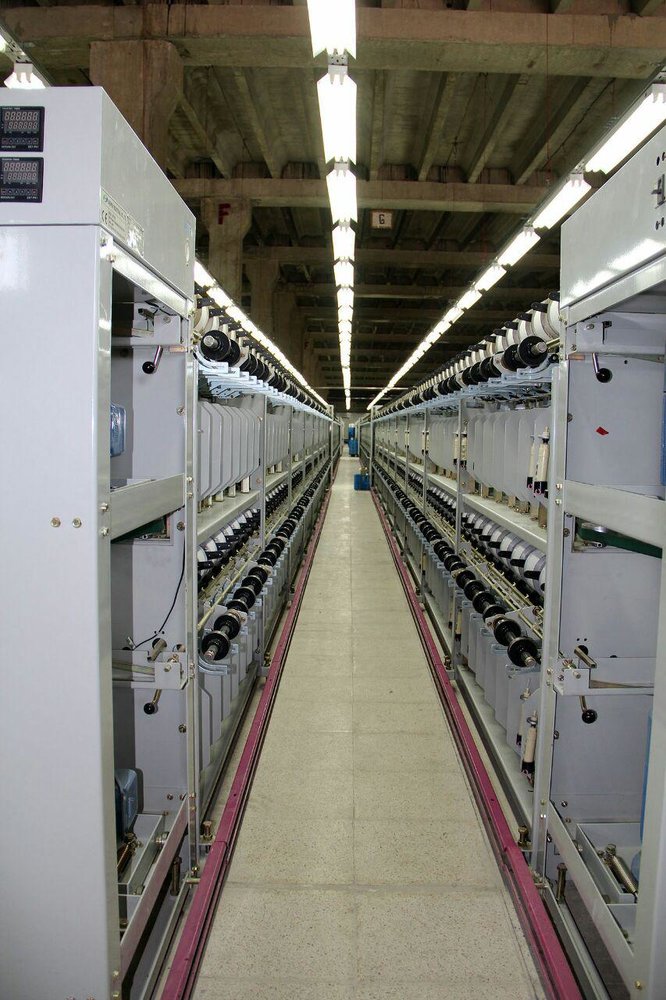 بزرگترین کارخانه چادر مشکی کشور در چهارمحال و بختیاری افتتاح شد بزرگترین کارخانه چادر مشکی کشور در چهارمحال و بختیاری افتتاح شد