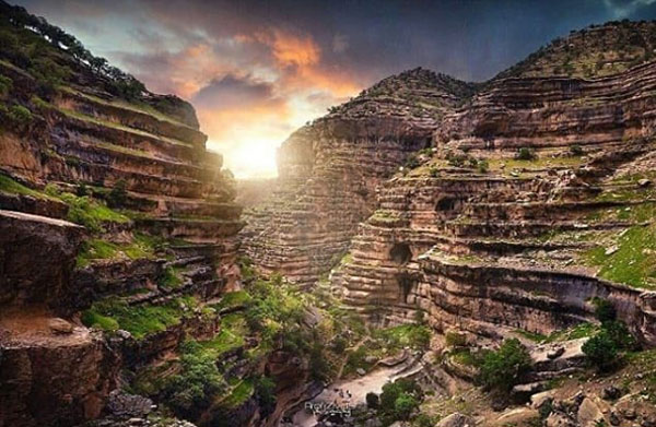 آشنایی با تنگه شیرز آشنایی با تنگه شیرز