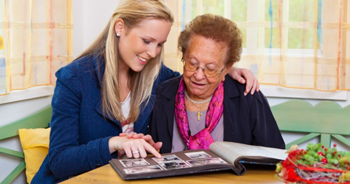 رفتار مناسب با فرد آلزایمری باید چگونه باشد